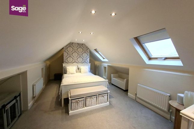 Stelvio Park Avenue, Newport photo 5