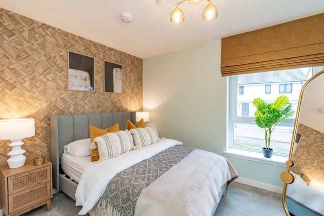 Flat 8, 197, West Craigs Green, Craigs Road, Edinburgh photo 4
