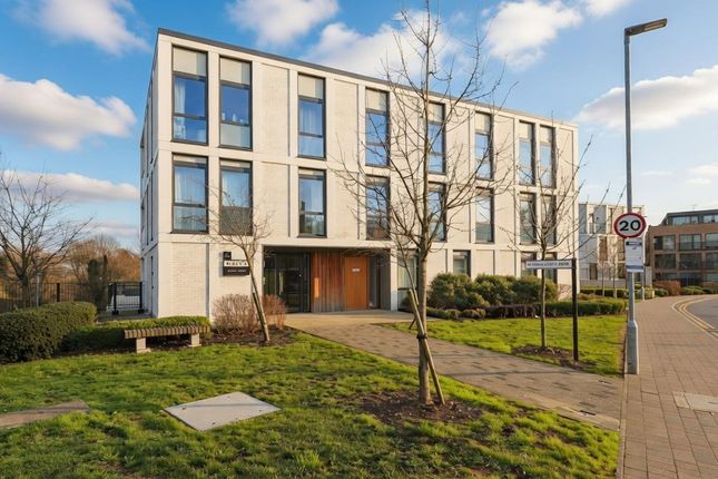 1-bed flat on 12, Dakota House, 17 Hornchurch Road, Uxbridge, £295,000