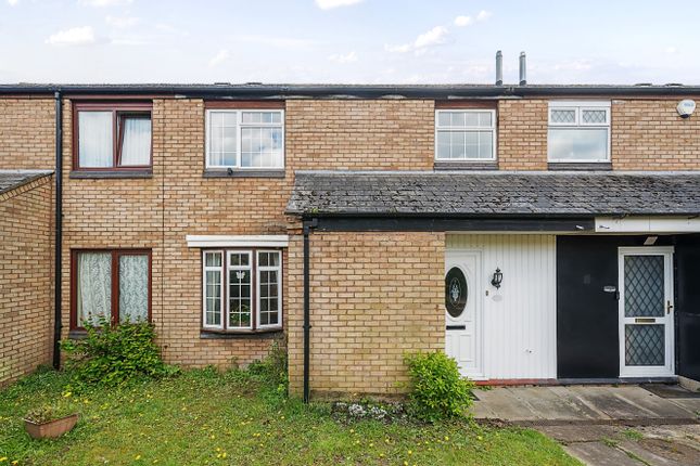 Terraced house for sale in Norfolk Road, Dunstable, Bedfordshire