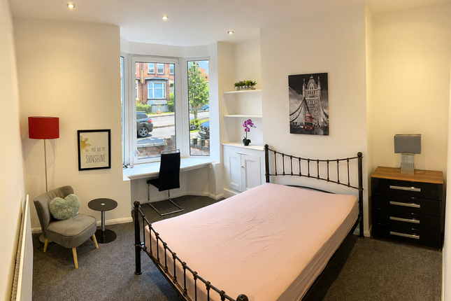 305 Welford Road, Leicester photo 2