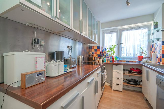 Flat 7, Fernwood,, Clarence Road, London photo 4