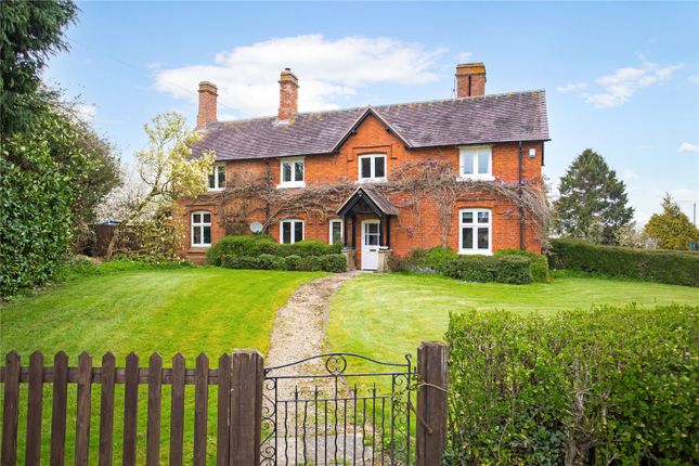 Thumbnail Detached house for sale in Gannaway, Warwick