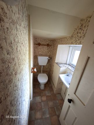 Barcroft Grove, Yeadon photo 4