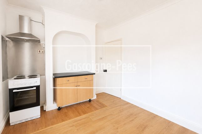 281, Guildford photo 3