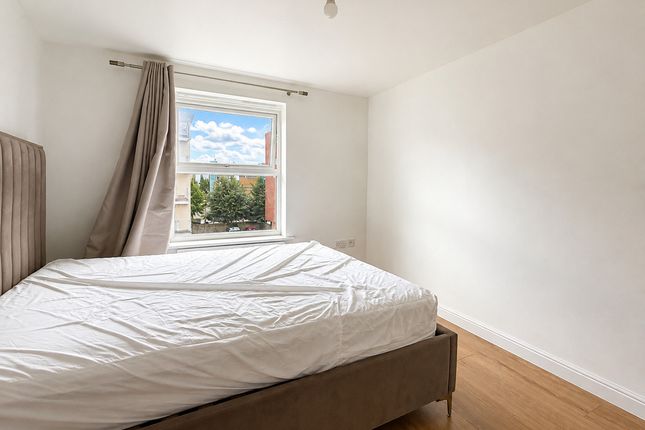 75, Clarkson Court, Hatfield photo 5
