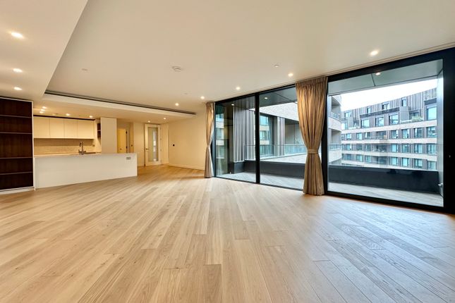 Thumbnail Flat to rent in Wood Lane, London