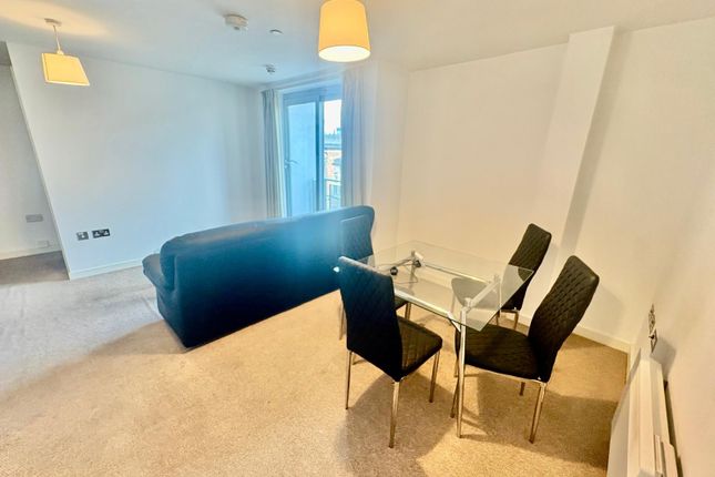 Apt 515, Nottingham photo 5
