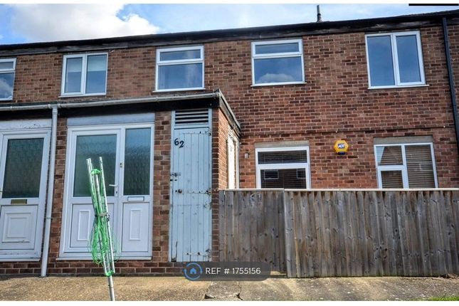 Thumbnail Maisonette to rent in Beverley Close, Holton-Le-Clay, Grimsby