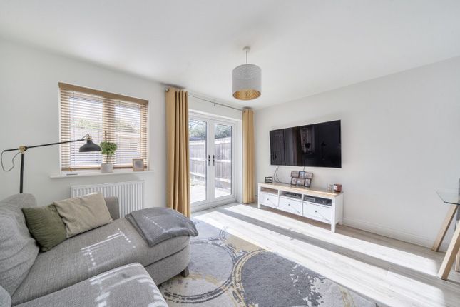 28 Kingfisher Rise, Exeter photo 3