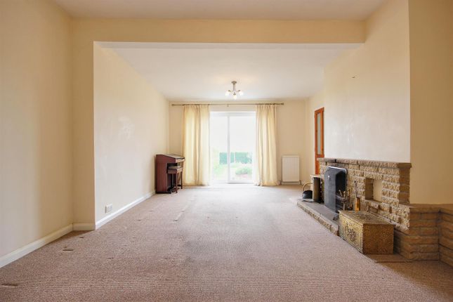 208, Seaside Road, Aldbrough photo 3