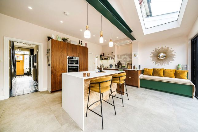 28, Kilgour Road, London photo 4