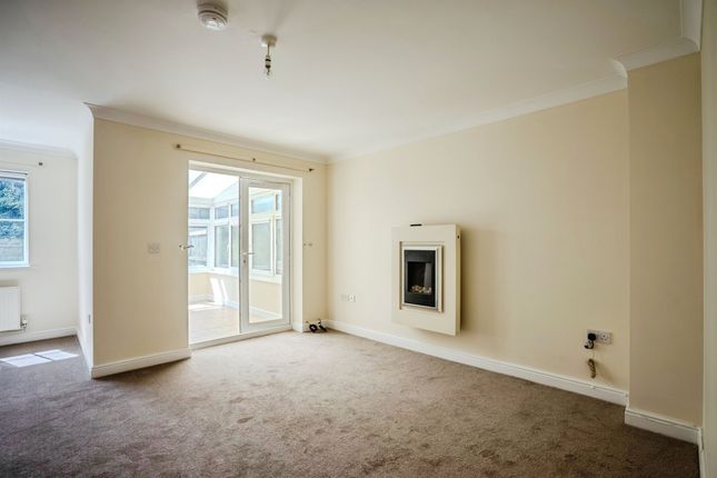 6, Eastfield, Hereford photo 4