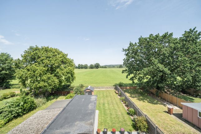 26, Greystoke Avenue, Pinner photo 3