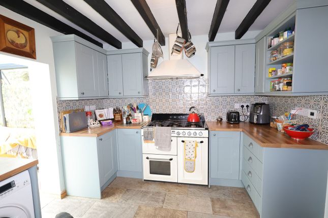 1 Eagleswell Cottages, Eagleswell Road, Llantwit Major photo 2