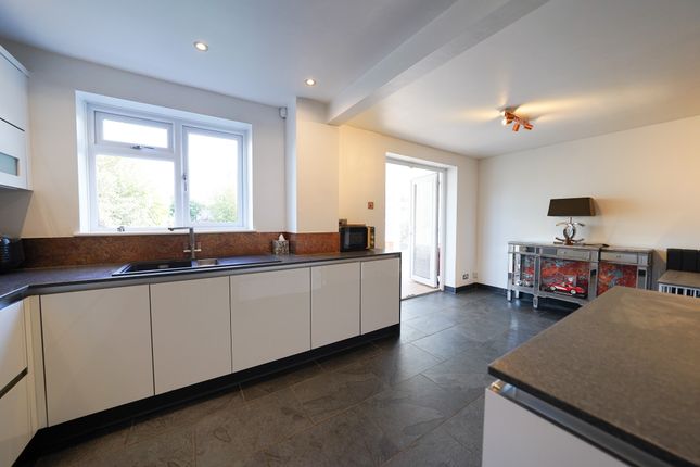 5 Church Hill, Coalville photo 4