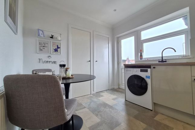 6 Bedale Court Givendale Road, Scarborough photo 4