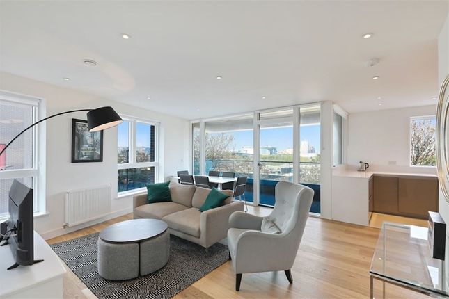 Thumbnail Flat for sale in Kane Court, 14 Peartree Way, London