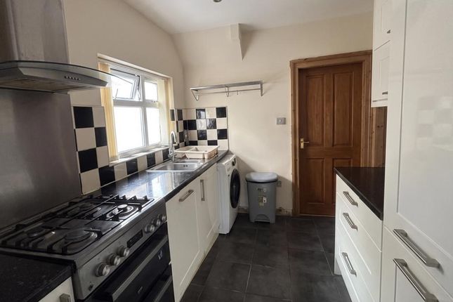 gloucester avenue, gloucester avenue, slough photo 5