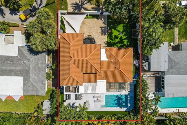 Thumbnail Property for sale in 452 Hampton Ln, Key Biscayne, Florida, 33149, United States Of America