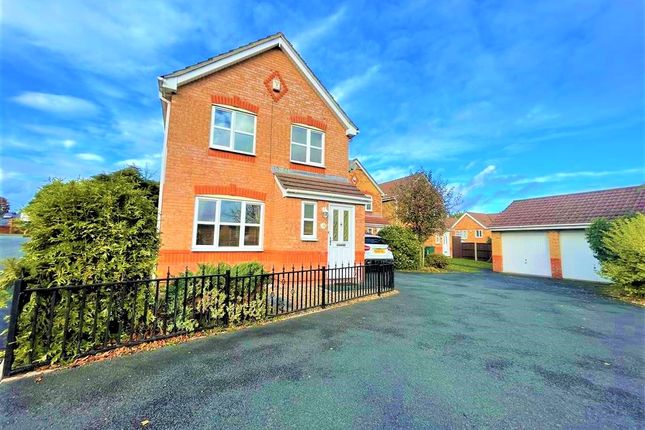 Detached house to rent in Carnegie Drive, Wednesbury