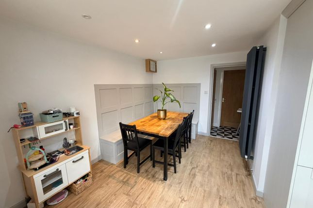 39, Sebrights Way, Peterborough photo 5
