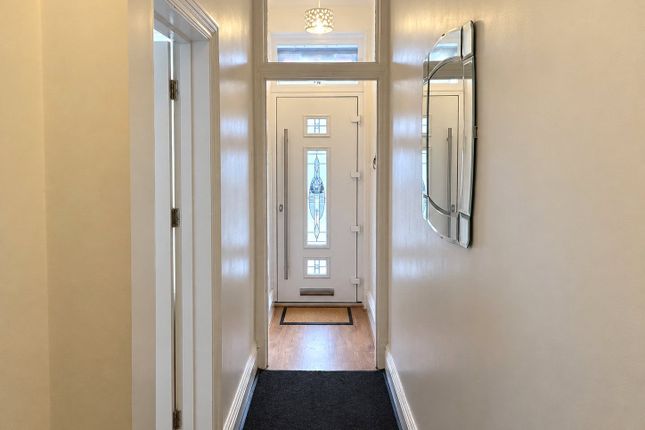 16, Fifth Avenue, West Midlands photo 2