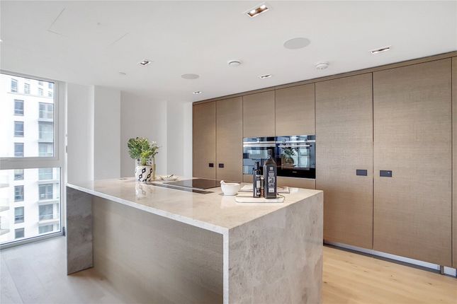 Flat for sale in Montpellier House, Glenthorne Road, London