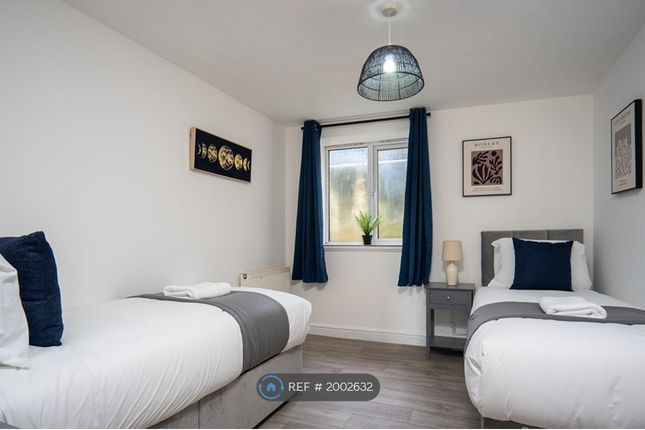 Flat to rent in Bernard Road, Brighton