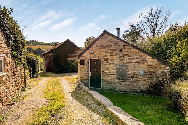 Hillford Cottage, Treffanny Hill, Liskeard photo 2