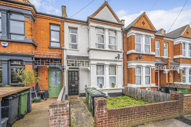 Thumbnail Flat for sale in Pattenden Road, London