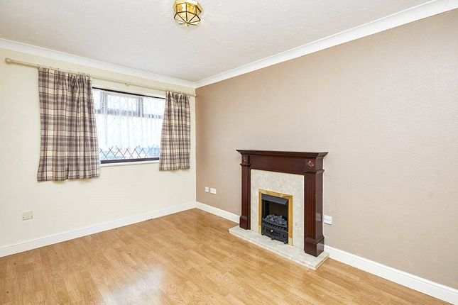 Cedar Road, Swadlincote photo 4