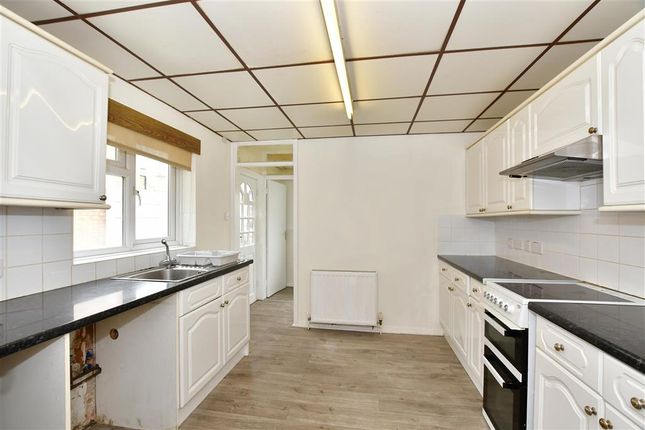 Thumbnail Flat for sale in Cambridge Road, Ilford, Essex