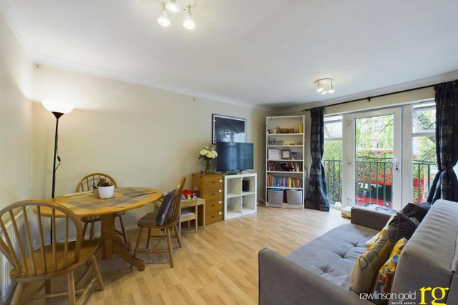 Flat for sale in Sheepcote Road, Harrow-On-The-Hill, Harrow