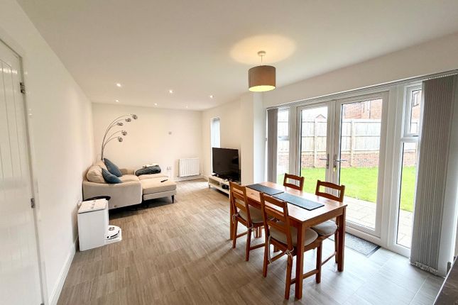 8, Hare Wood Close, Billingham photo 2