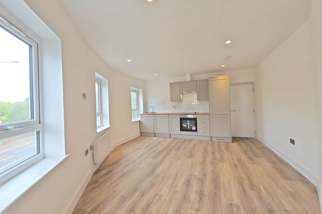 Flat 2, Wokingham Road, Reading photo 2