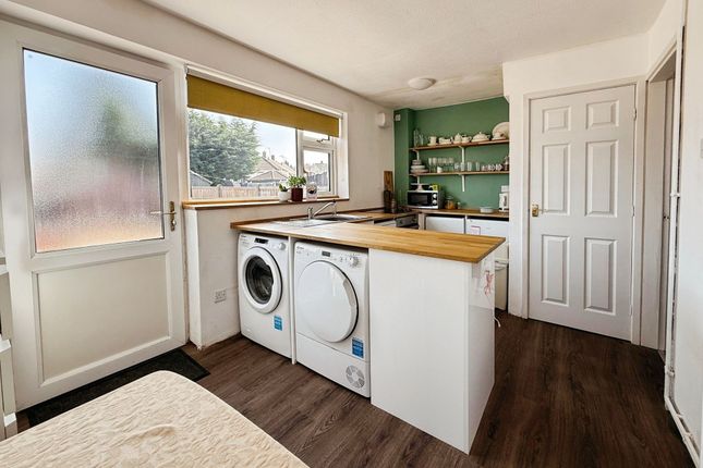 5 Ashmore Crescent, Broseley photo 3