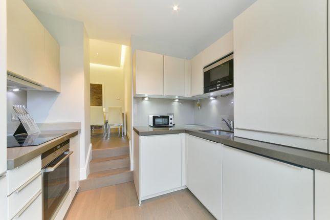 Flat 4 Chelsea Walk 276-278, Fulham Road, London photo 2