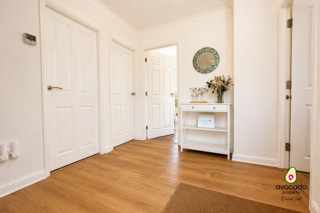 15 Anne Stannard Way, Bacton, Norfolk photo 4