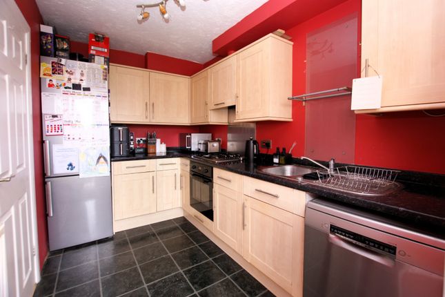 16, Oak Close, Wimborne photo 4