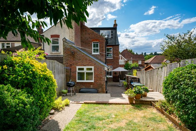 65 Alexandra Road, Hemel Hempstead photo 4
