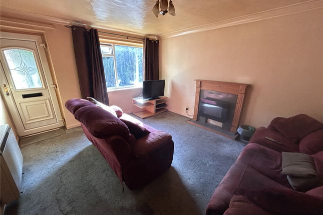 10, Ruskin Court, West Yorkshire photo 3