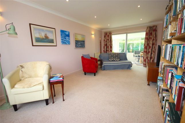 5, Valley View Close, Devon photo 3