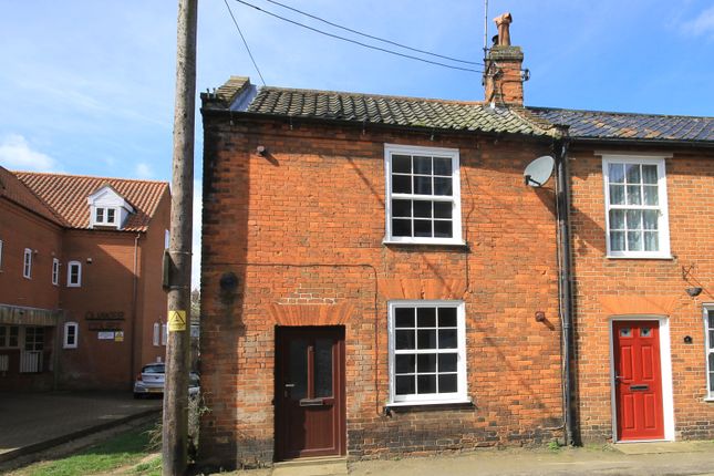Thumbnail Cottage to rent in Quaker Lane, Fakenham