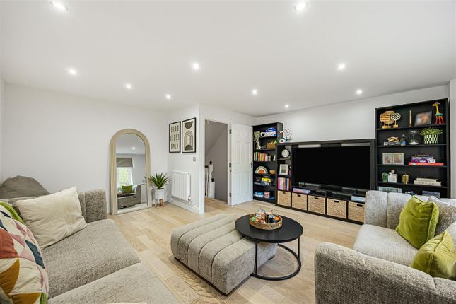 Ruskin, Henley Road, Reading photo 4