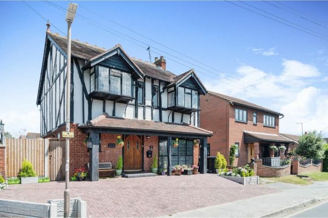 Thumbnail Detached house for sale in Waarden Road, Canvey Island