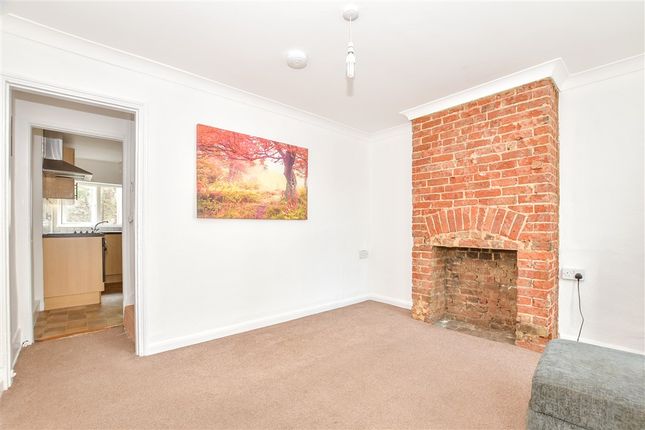 Thornhill Place, Maidstone photo 5