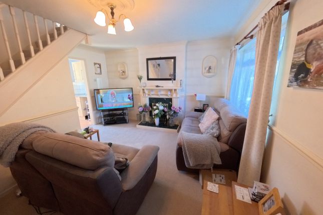 14, Larchdale Close, Alfreton photo 3