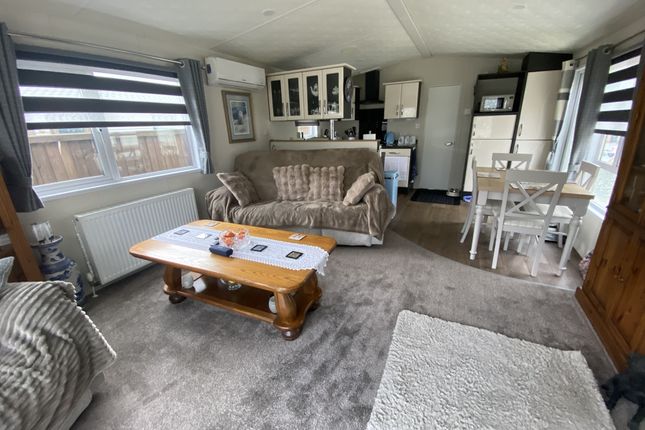 23 Heron Orchard Holiday Park, Frostley Gate, Holbeach photo 3
