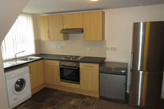 Thumbnail Flat to rent in Wolfe Road, Sheffield